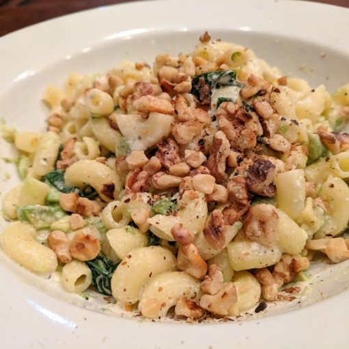 Avocado, Spinach, Gorgonzola Pasta with Walnuts